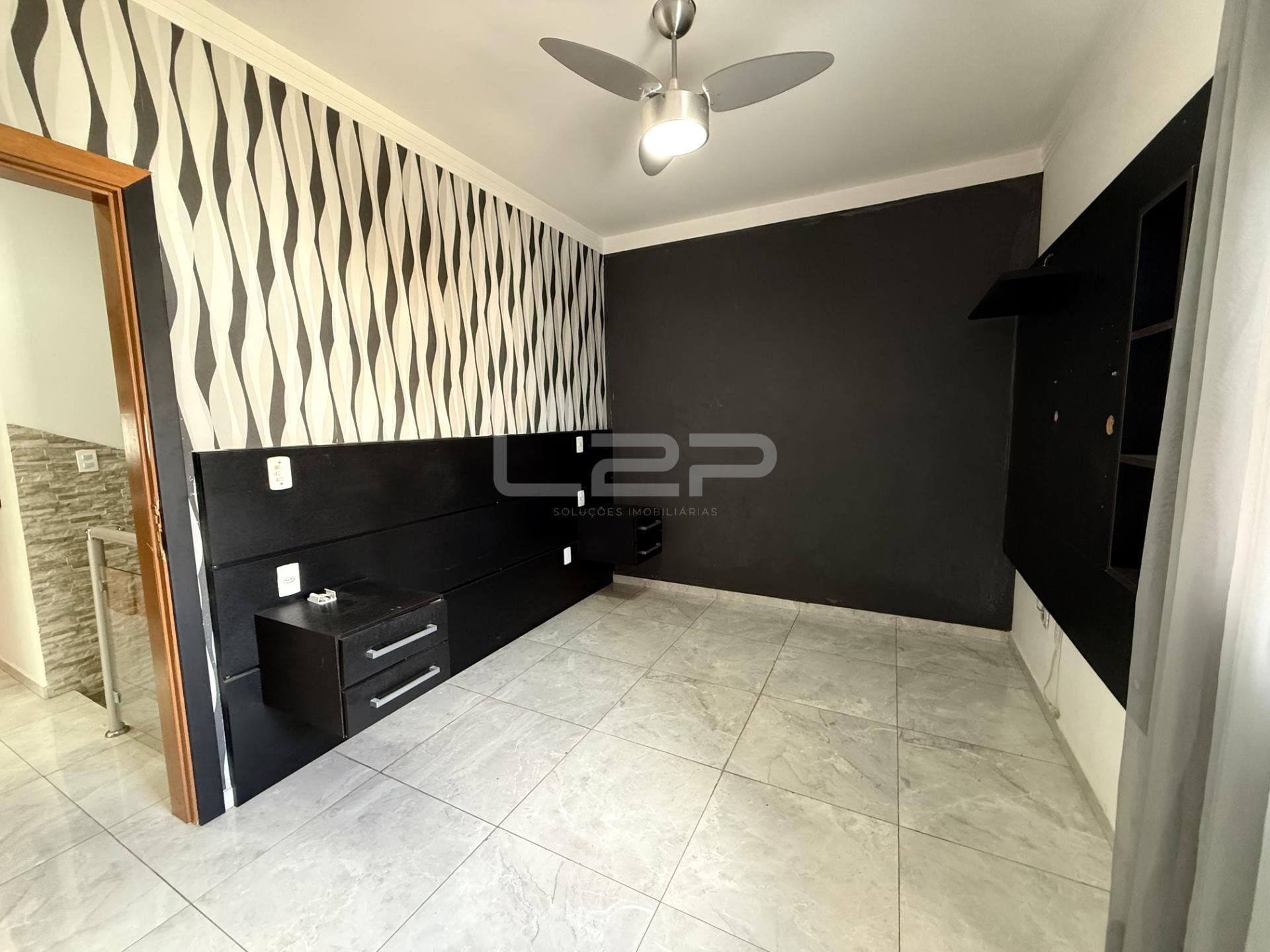 Casa à venda com 4 quartos, 2 suítes, 2 vagas e 150m² no Medeiros, Jundiaí (SP) — foto 12 de 30