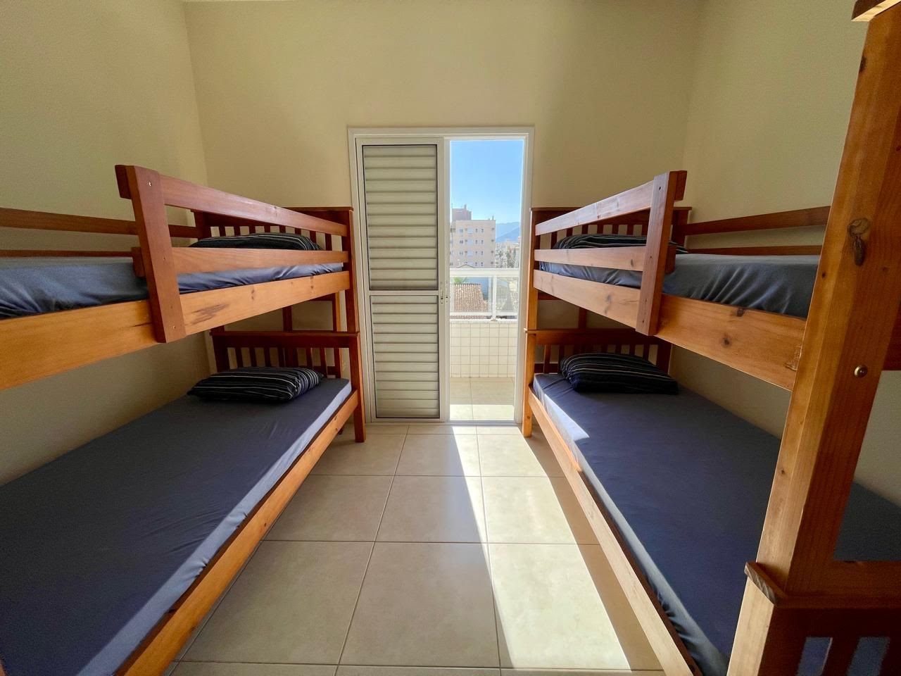 Apartamento à venda com 3 quartos, 2 banheiros e 90m² no Itaguá, Ubatuba (SP) — foto 10 de 11