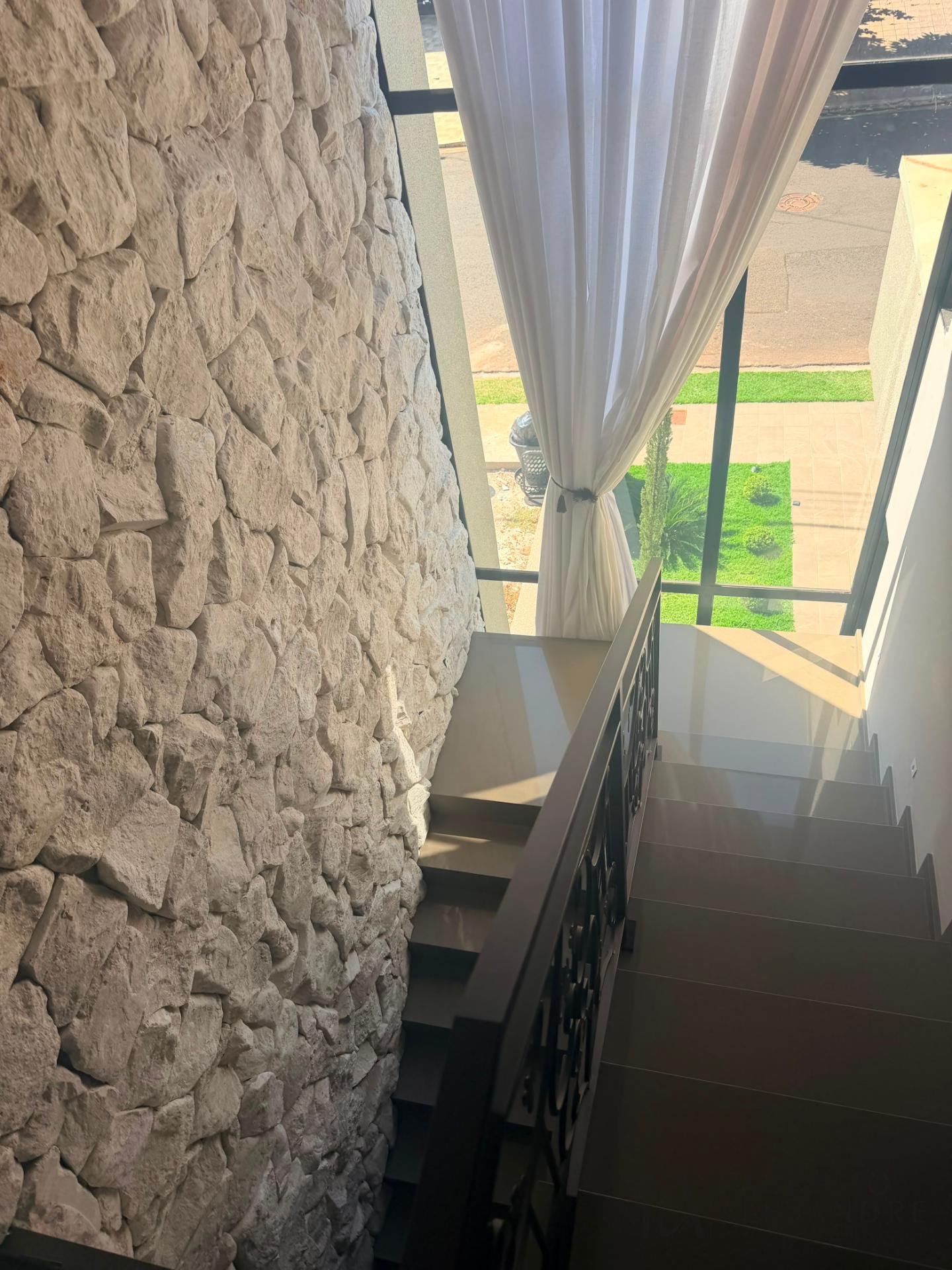 Casa à venda com 3 quartos, 1 suíte, 2 vagas e 235m² no Jardim Yolanda, São José do Rio Preto (SP) — foto 7 de 29