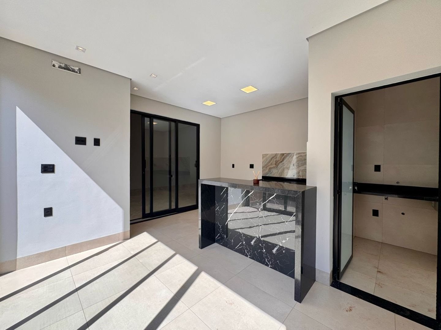 Casa à venda com 3 quartos, 3 suítes, 4 vagas e 153m² no Real Sul, Ribeirão Preto (SP) — foto 7 de 27