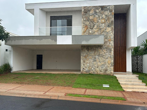 Casa de Condomínio em Jardim Sul  -  Uberlândia