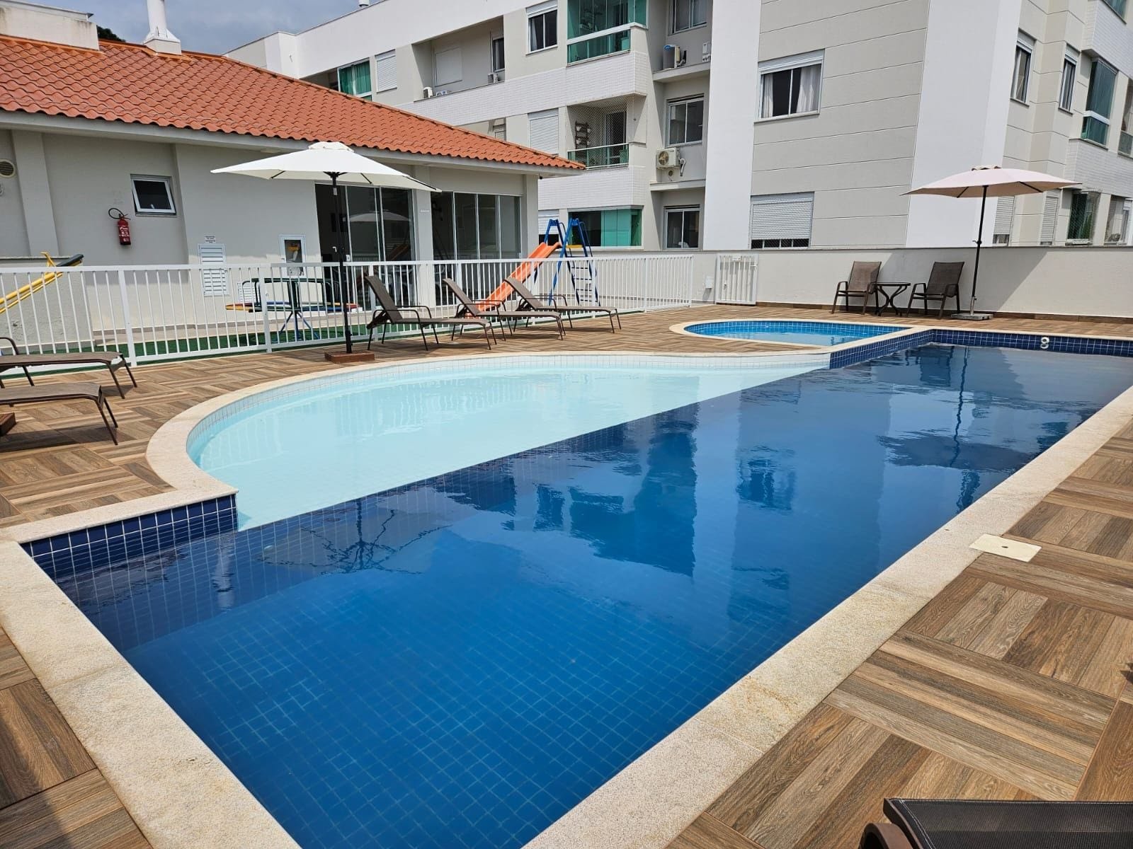 Apartamento à venda com 2 quartos, 1 suíte, 1 vaga e 67m² no Canasvieiras, Florianópolis (SC) — foto 20 de 24