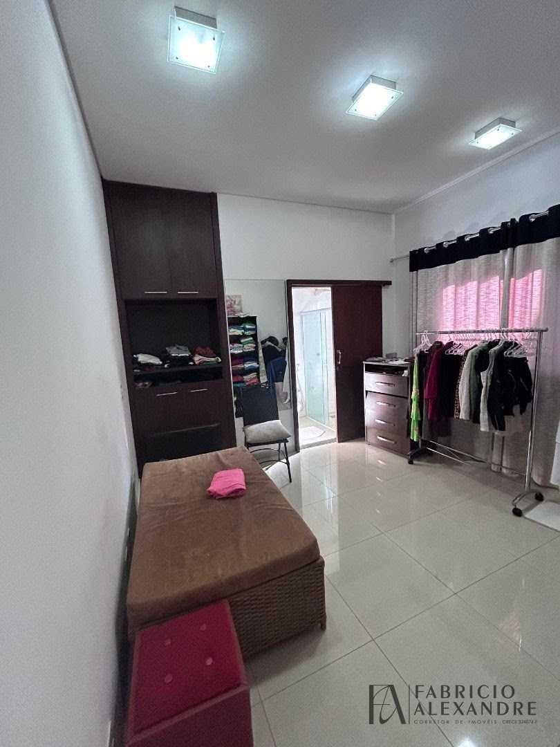 Casa à venda com 4 quartos, 4 suítes, 4 vagas e 300m² no Figueira I, São José do Rio Preto (SP) — foto 6 de 20
