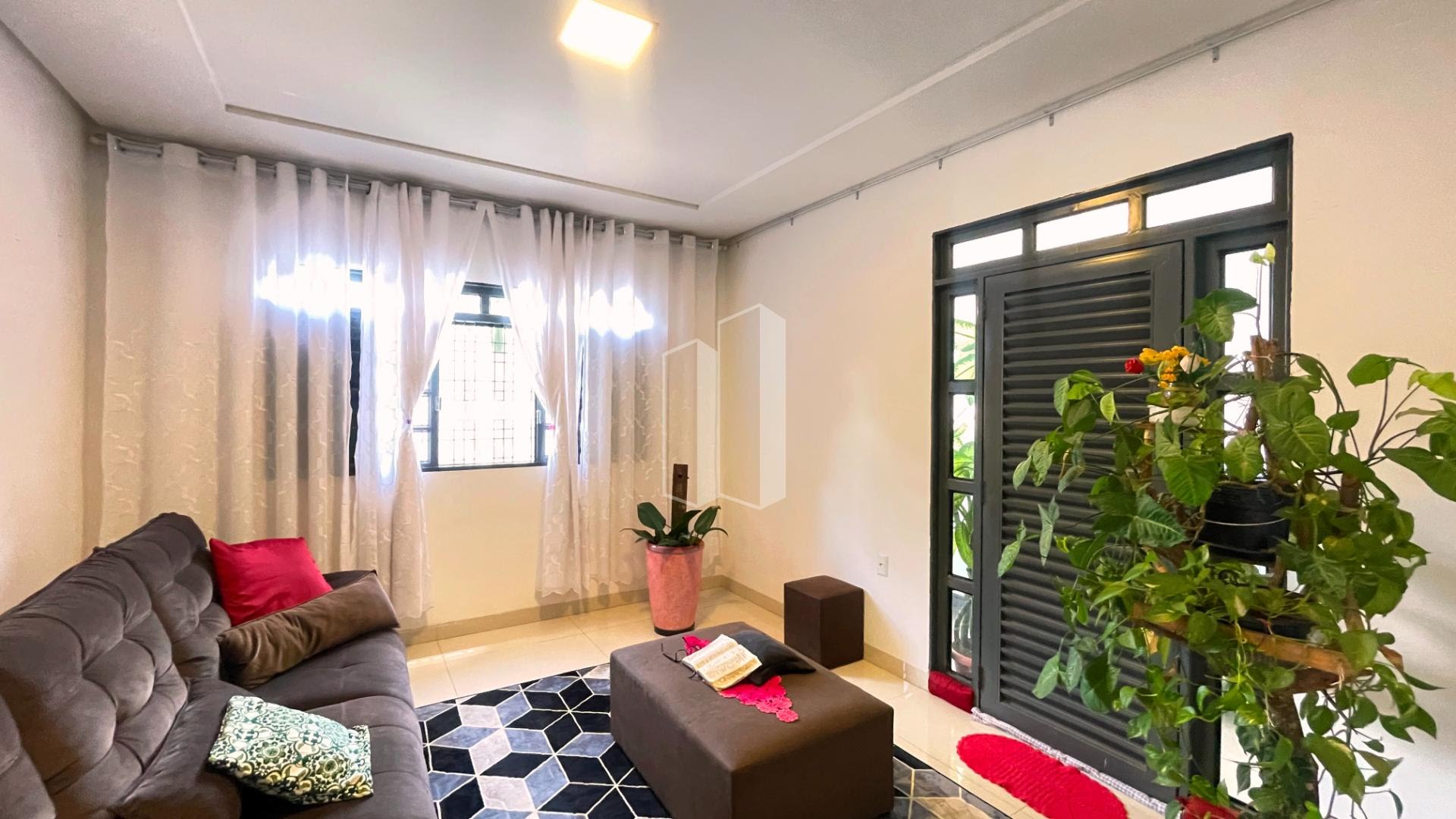 Casa à venda com 3 quartos, 2 suítes, 3 vagas e 210m² no Residencial Marília, Senador Canedo (GO) — foto 10 de 30