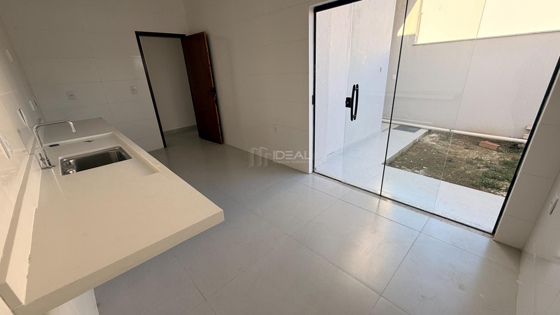 Casa à venda com 4 quartos, 1 suíte, 2 vagas e 160m² no Cidade Jardim, Campos dos Goytacazes (RJ) — foto 8 de 28