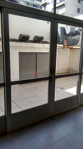 Venda e locação de loja em Botafogo: 1.111m², 15 vagas