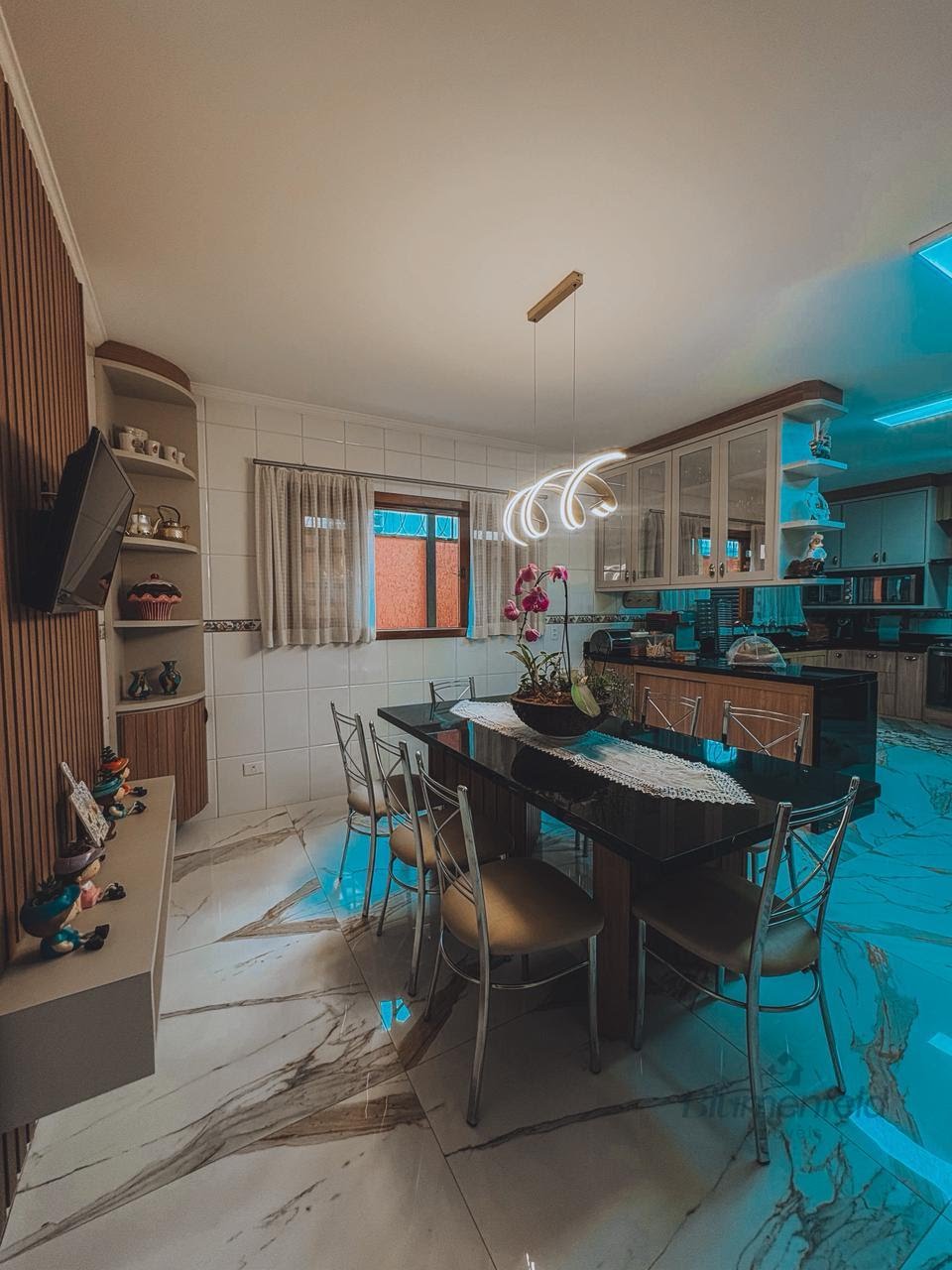 Casa à venda com 5 quartos, 3 suítes, 6 vagas e 600m² no Condomínio Arujazinho III, Arujá (SP) — foto 7 de 30