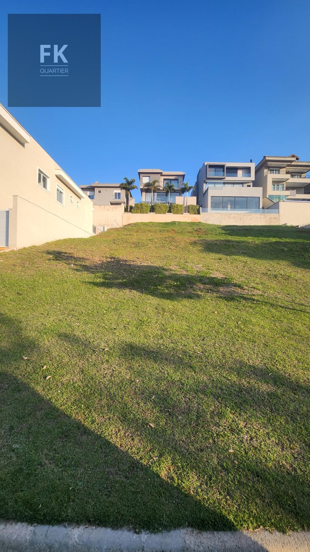 Terreno à venda com 490m² de terreno no Alphaville, Santana de Parnaíba (SP) — foto 3 de 3