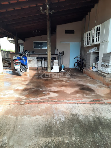 Casa em Vila Jardim  -  Adamantina