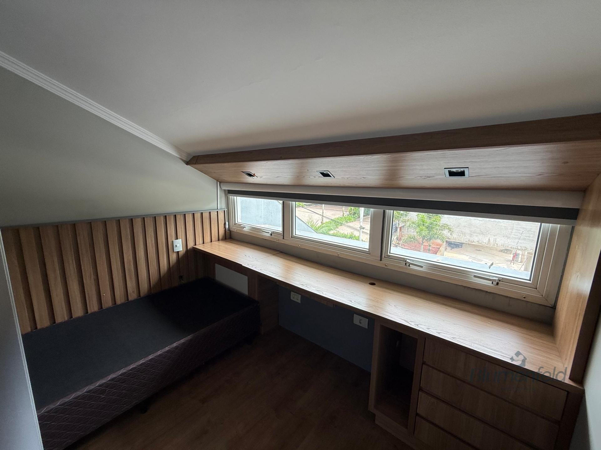 Casa à venda com 4 quartos, 4 suítes, 4 vagas e 300m² no Condomínio Arujazinho IV, Arujá (SP) — foto 23 de 30