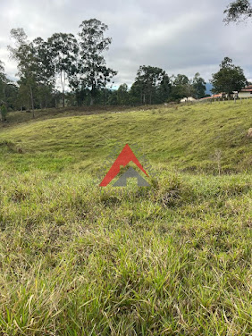 Terreno no Bairro Mamoneiro  -  Itapeva - MG