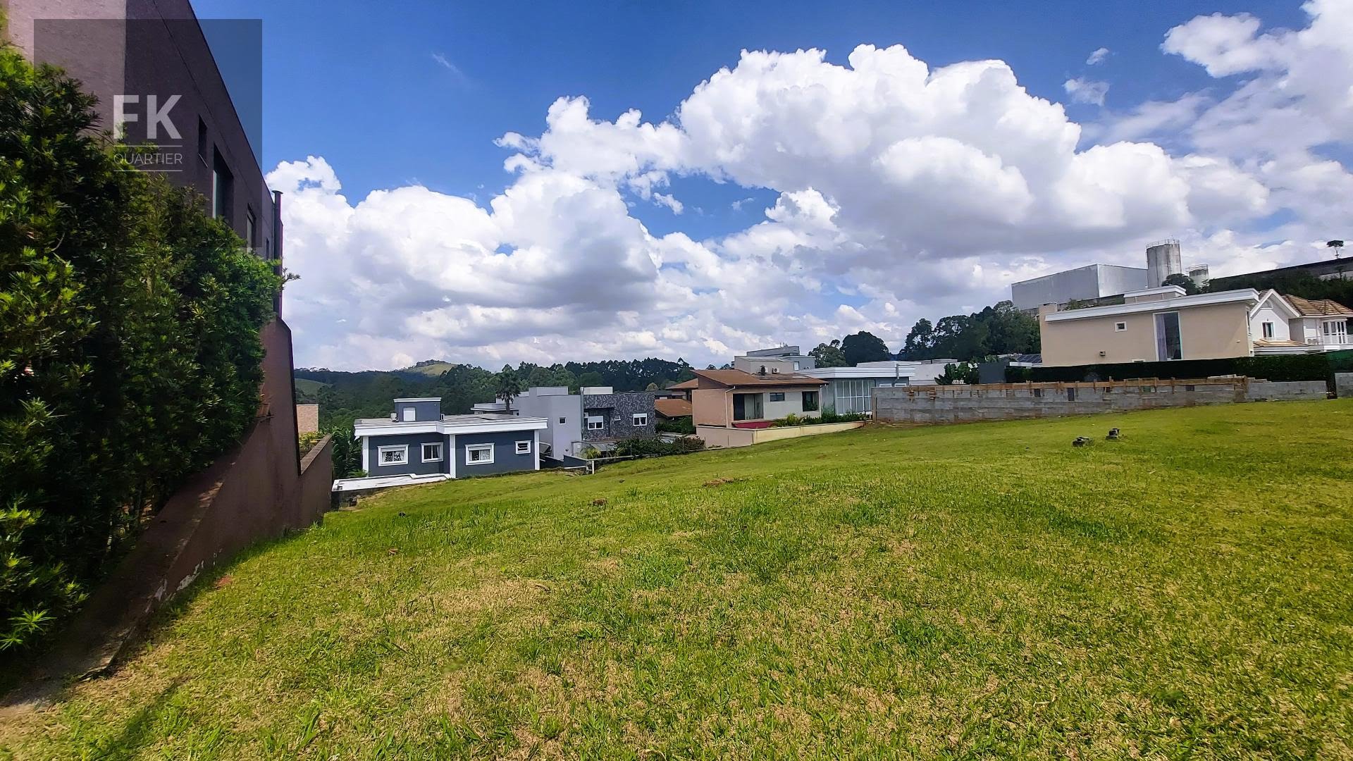 Terreno à venda com 420m² de terreno no Tamboré, Santana de Parnaíba (SP) — foto 2 de 6