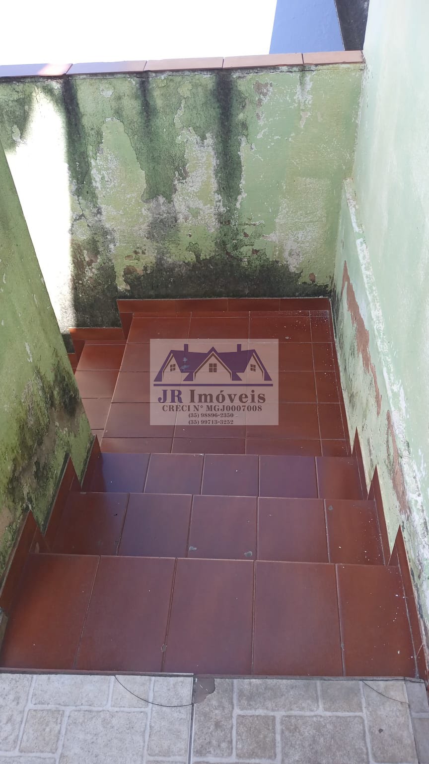 Casa à venda com 4 quartos, 1 banheiro e 1 vaga no Rebourgeon, Itajubá (MG) — foto 13 de 14