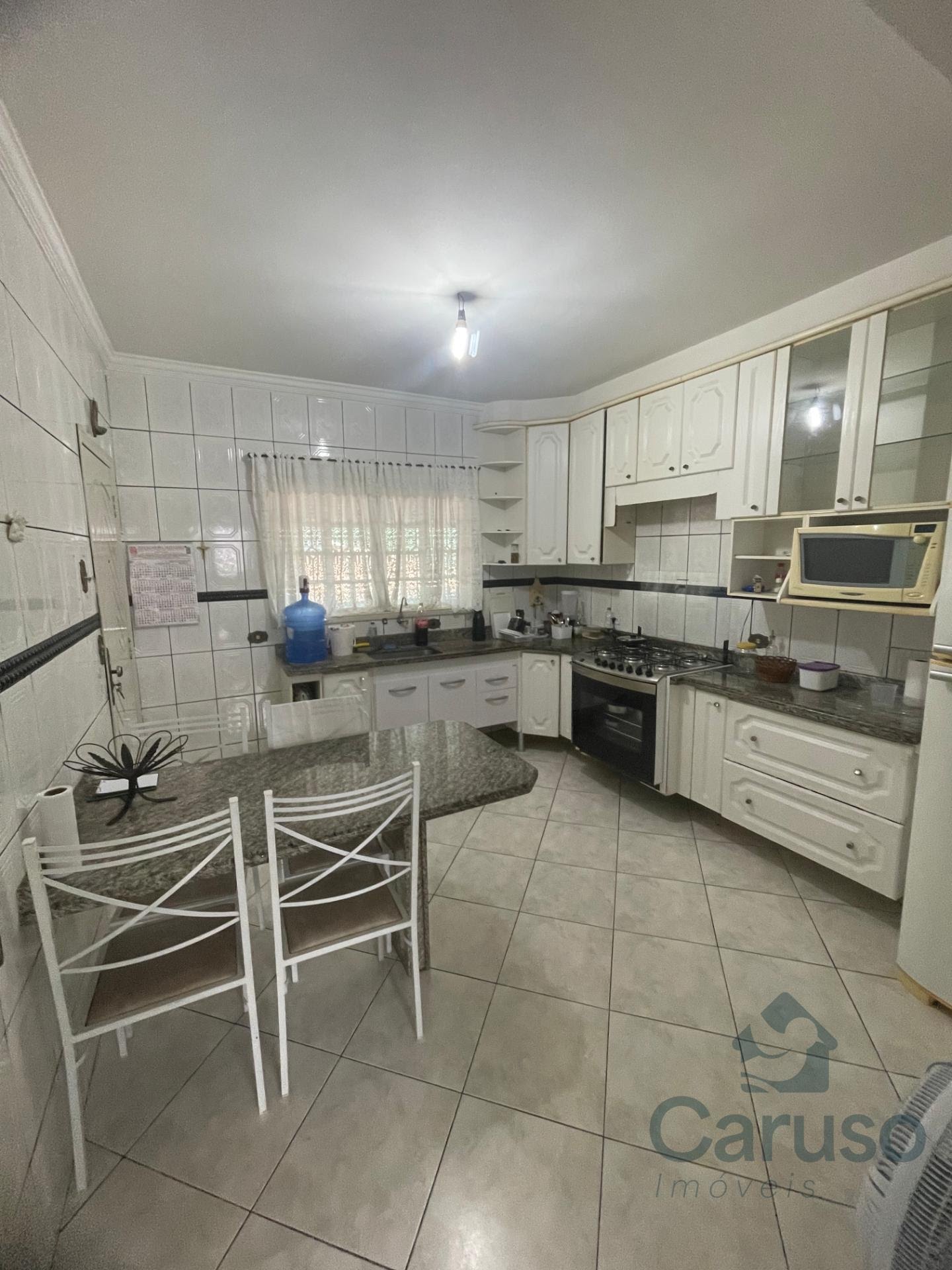 Casa à venda com 4 quartos, 2 suítes, 4 vagas e 264m² no Jardim Fazenda Rincao, Arujá (SP) — foto 2 de 23