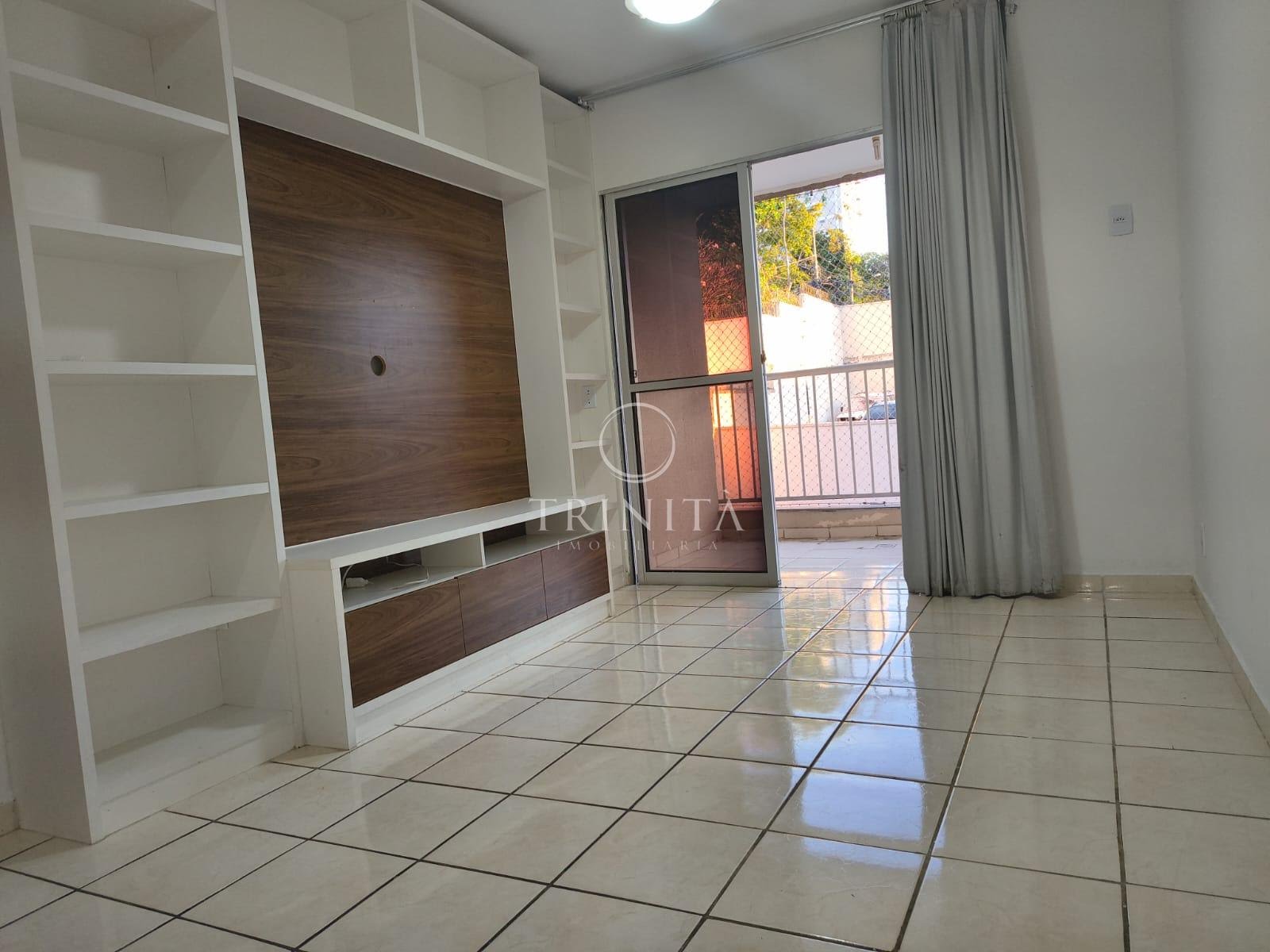 sala-trinitaimobiliaria-vivendasretirodosartistas
