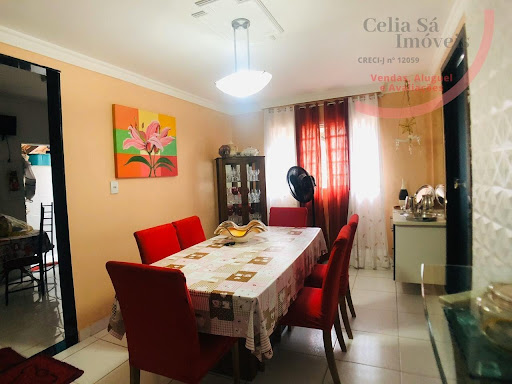 Casa Duplex 4 quartos, 3 suítes  em Hélio Ferraz  -  Serra