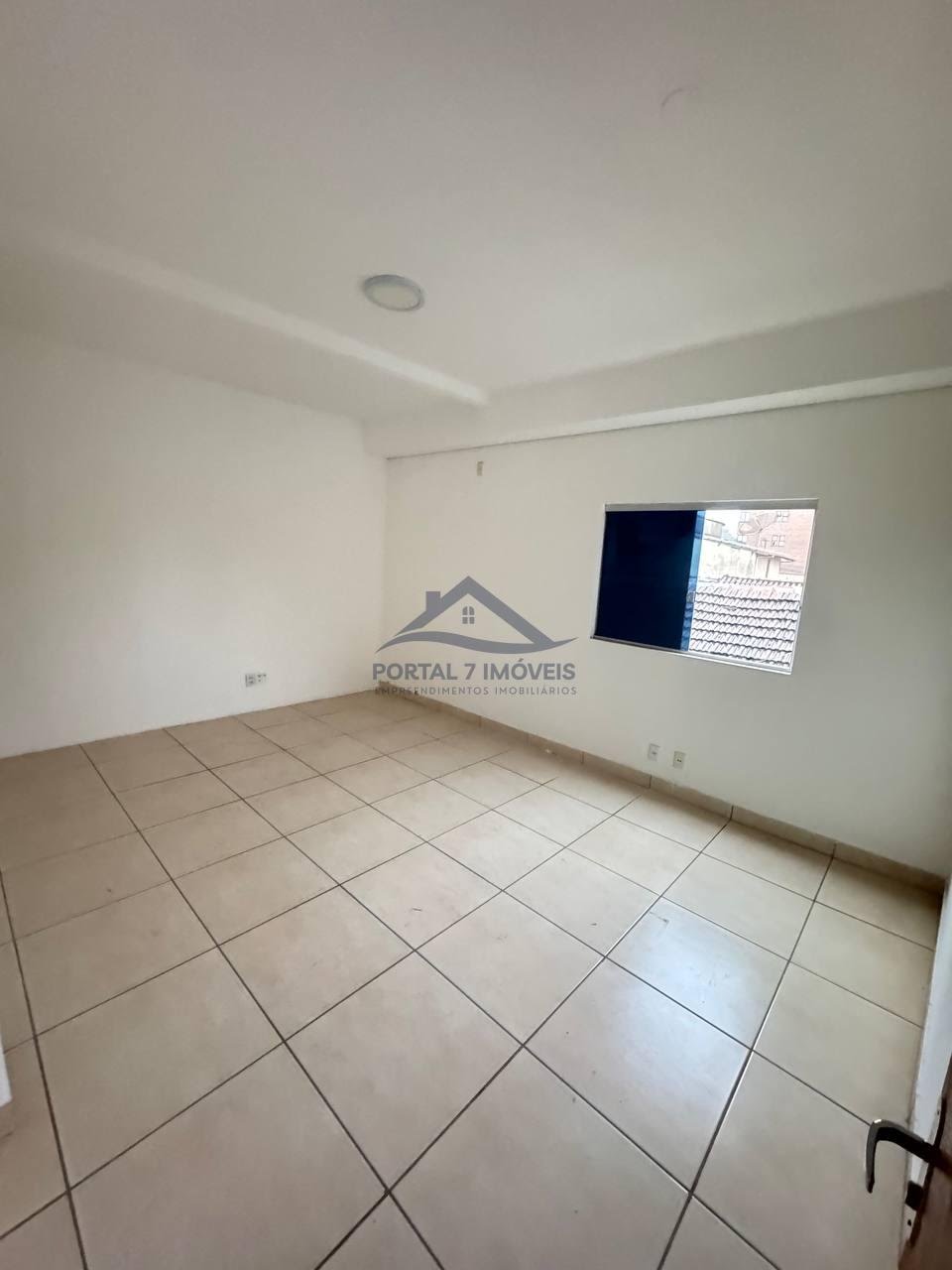 Comercial para alugar com 2 banheiros, 2 vagas e 182m² no Centro, Sete Lagoas (MG) — foto 10 de 15