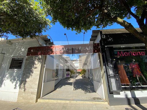 Loja/Salão em Centro  -  Cataguases