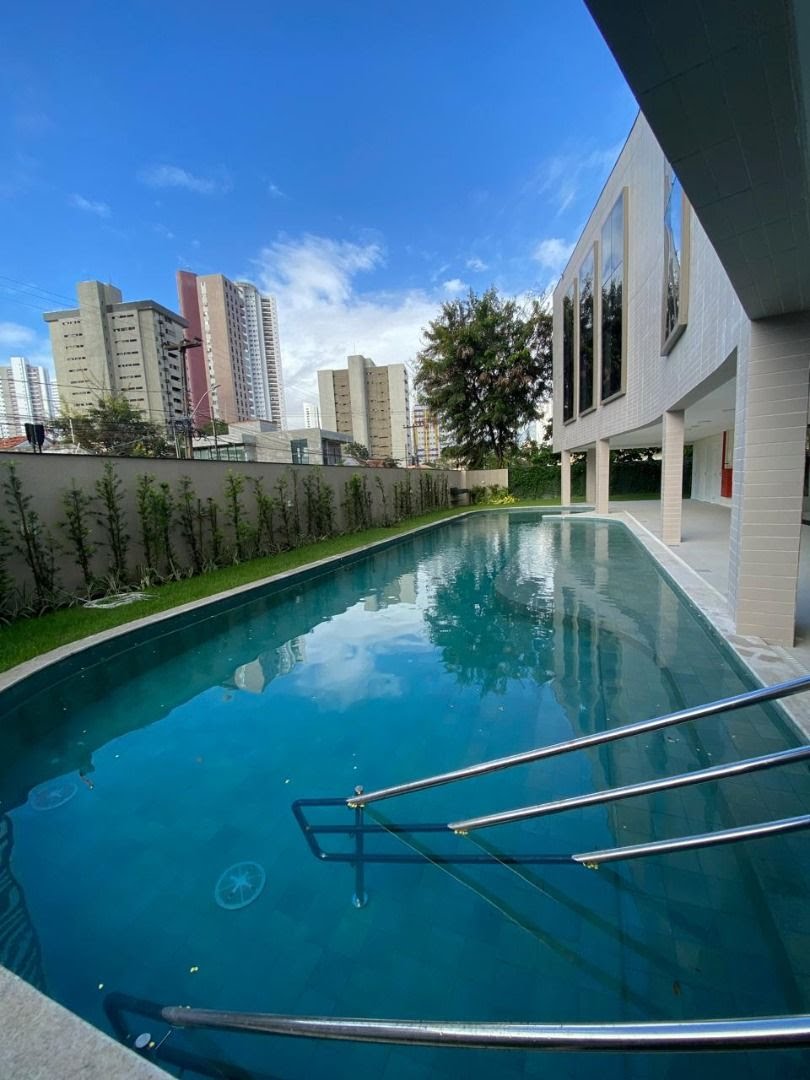Apartamento à venda com 4 quartos, 4 banheiros, 3 vagas e 153m² no Madalena, Recife — foto principal