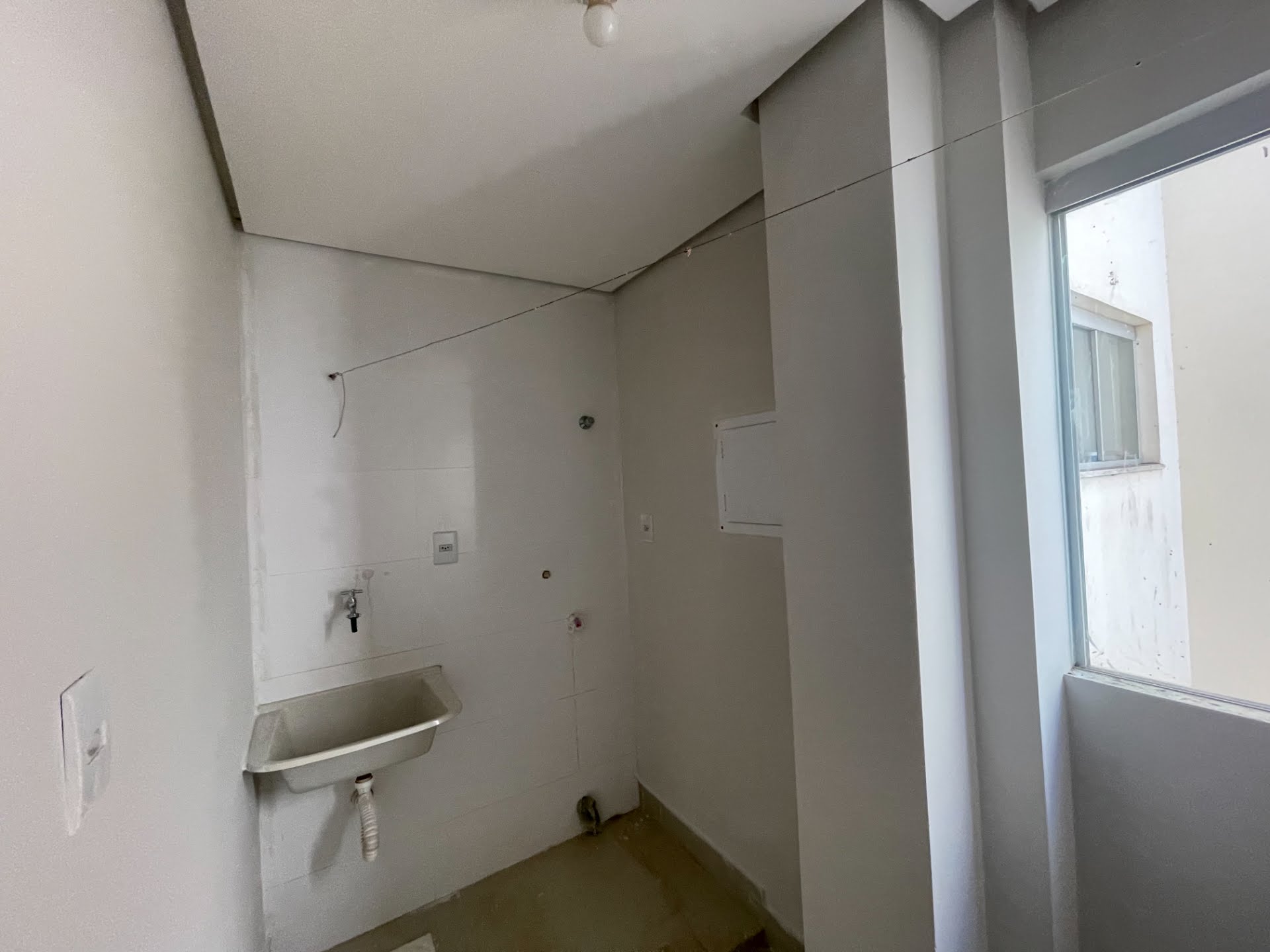 Apartamento à venda com 2 quartos, 1 banheiro, 2 vagas e 70m² no Cidade, Paracatu (MG) — foto 6 de 23