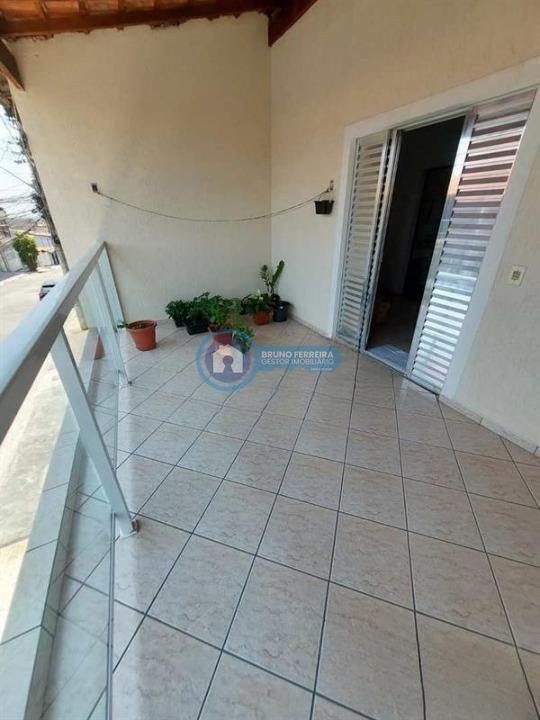 Casa à venda com 3 quartos, 3 banheiros, 2 vagas e 163m² no Jardim Adriana, Guarulhos (SP) — foto 11 de 18