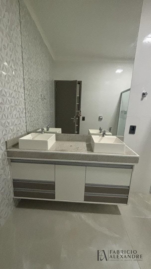 Casa à venda com 3 quartos, 1 suíte, 4 vagas e 162m² no Ideal Life Ecolazer Residence, São José do Rio Preto (SP) — foto 4 de 11