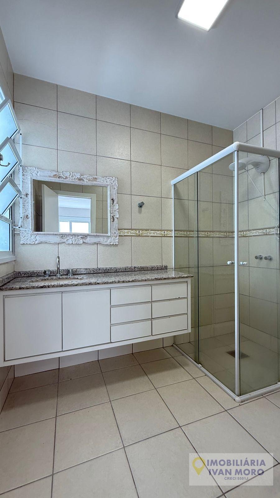 Casa à venda com 4 quartos, 2 suítes, 2 vagas e 150m² no Itacorubi, Florianópolis (SC) — foto 15 de 24