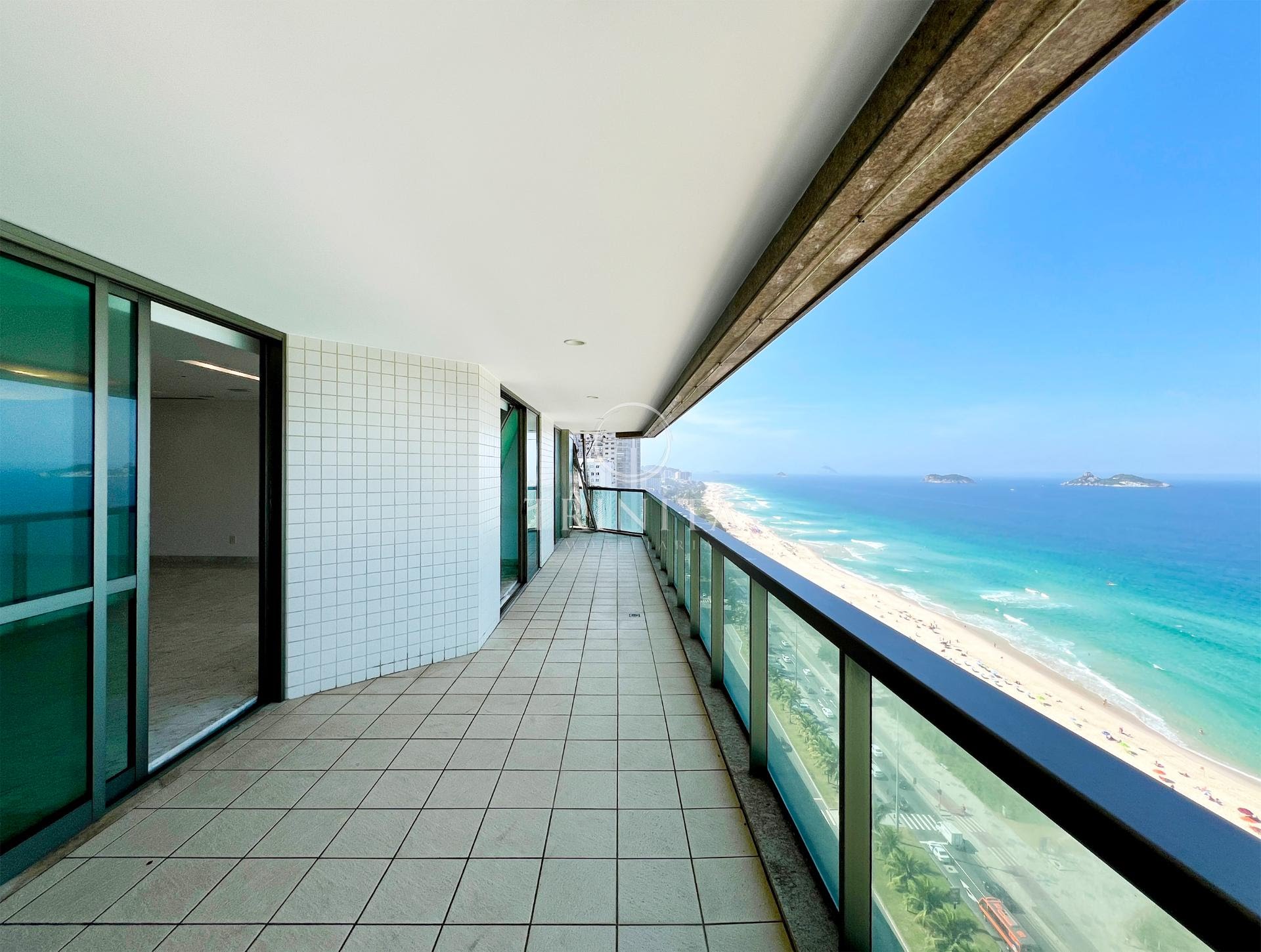 Costa del Sol - Varanda com vista praia - Recreio - Trinita 