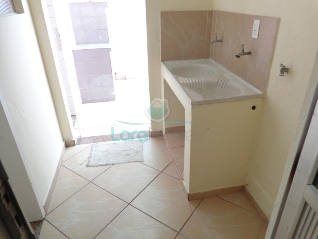 Casa à venda com 3 quartos, 1 suíte, 1 vaga e 100m² no Centro, Macaé (RJ) — foto 25 de 30