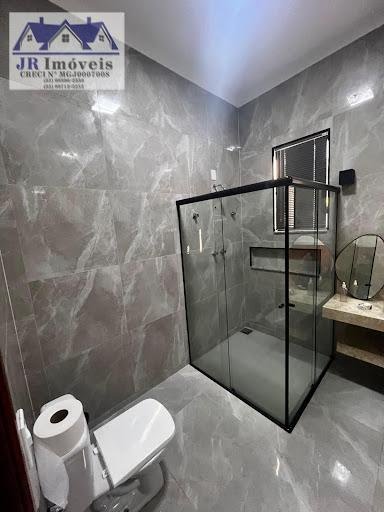 Casa à venda com 5 quartos, 3 suítes, 2 vagas e 300m² no Carneiros, Piranguinho (MG) — foto 17 de 30