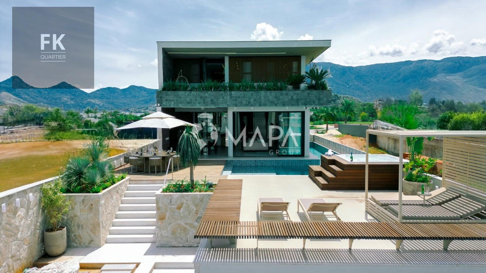Casa à venda com 8 quartos, 8 suítes, 10 vagas e 1300m² no Baia da Ribeira, Angra dos Reis (RJ) — foto 2 de 20