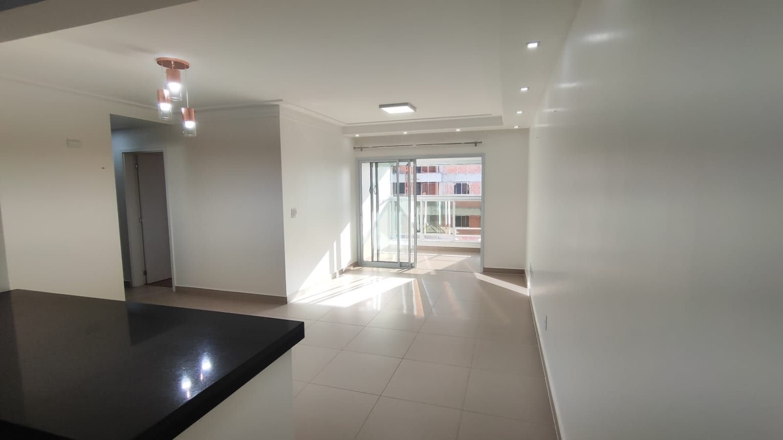 Apartamento à venda com 3 quartos, 1 suíte, 2 vagas e 93m² no Condomínio Residencial Soleil de Québec, Sorocaba (SP) — foto 2 de 22