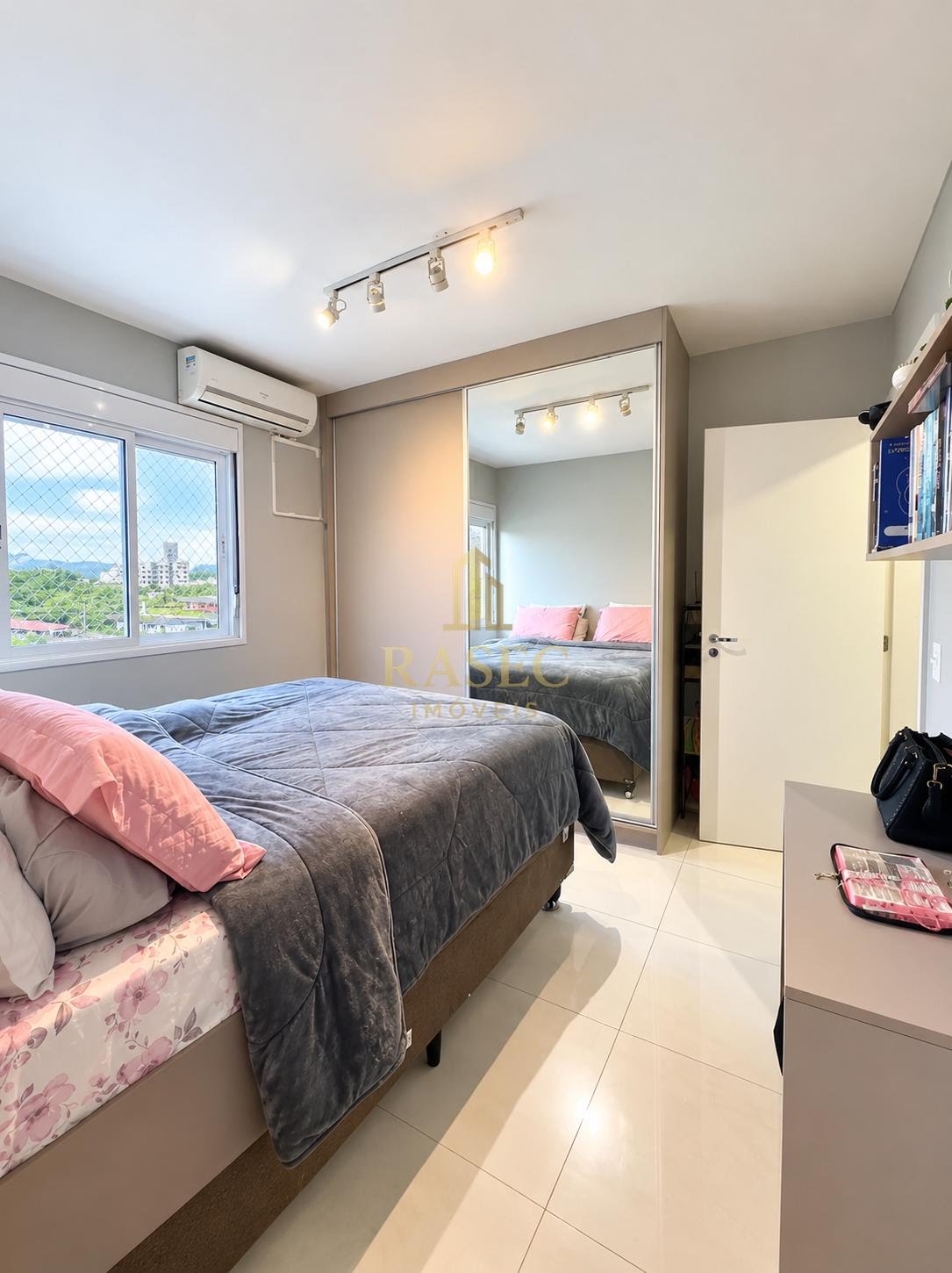 Apartamento para alugar com 2 quartos, 1 suíte, 2 vagas e 96m² no Santa Terezinha, Brusque (SC) — foto 10 de 11