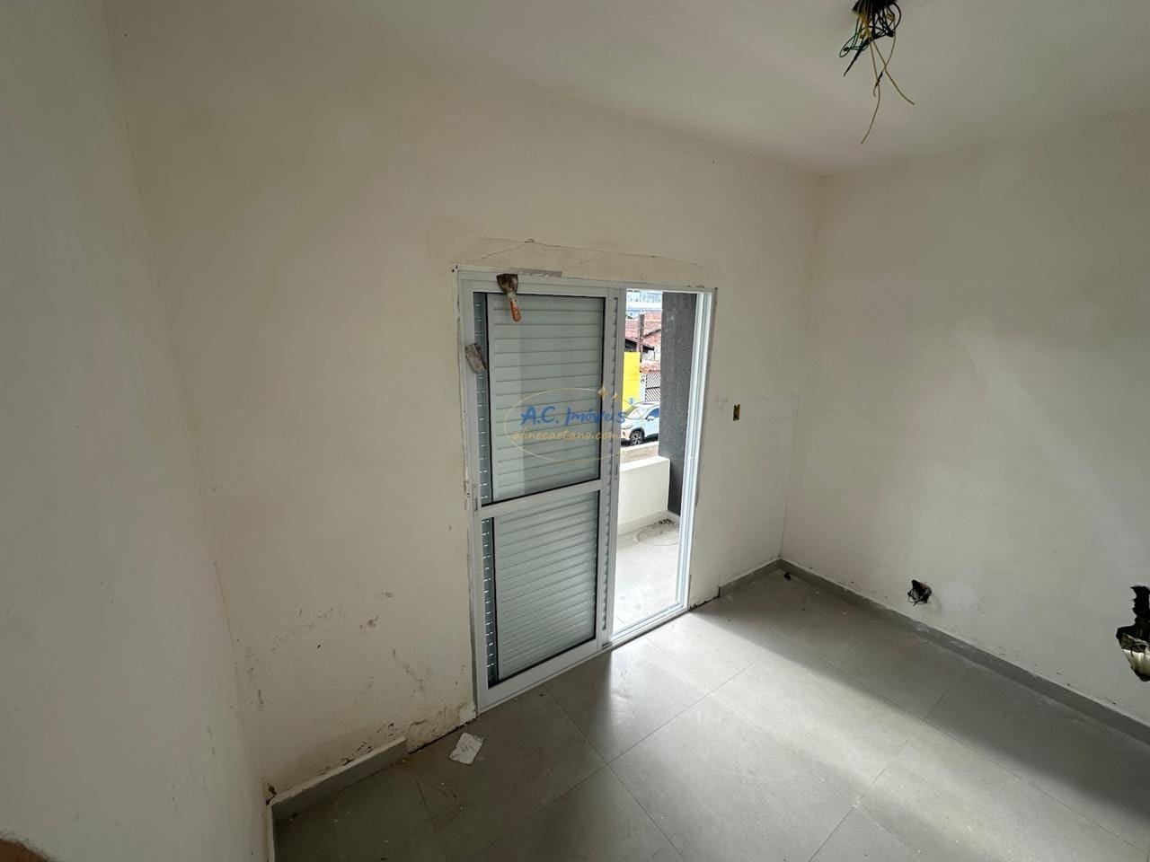 Casa à venda com 2 quartos, 1 banheiro, 1 vaga e 61m² no Jardim Imperador, Praia Grande (SP) — foto 3 de 26