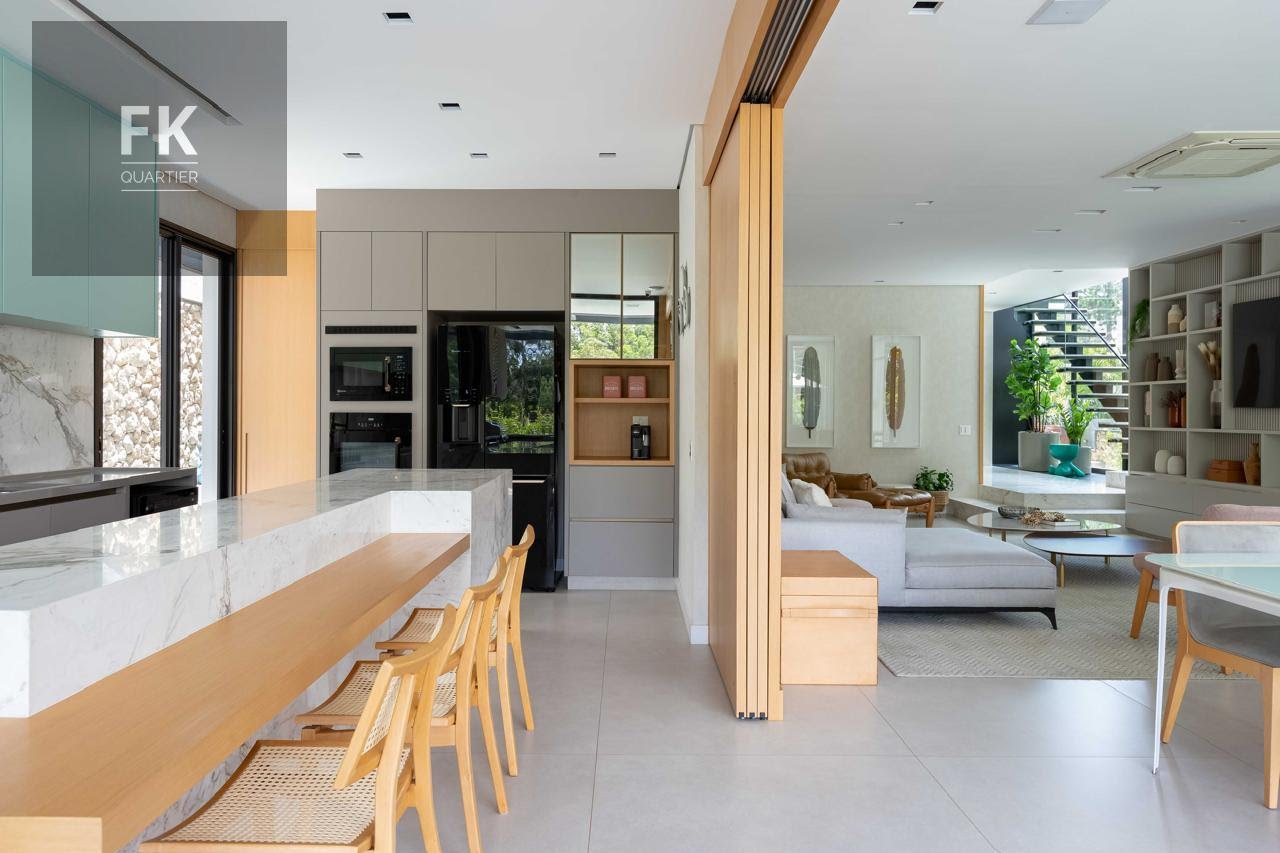 Casa à venda com 4 quartos, 4 suítes, 4 vagas e 415m² no Tamboré, Barueri (SP) — foto 8 de 22