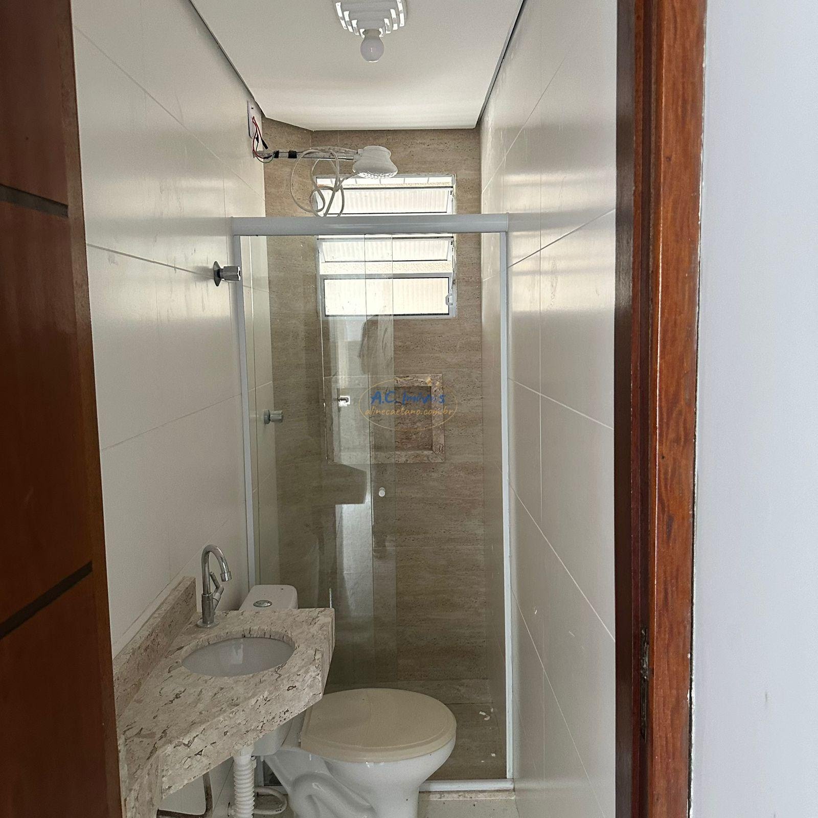 Casa à venda com 2 quartos, 2 banheiros, 1 vaga e 58m² no Jardim Melvi, Praia Grande (SP) — foto 7 de 9