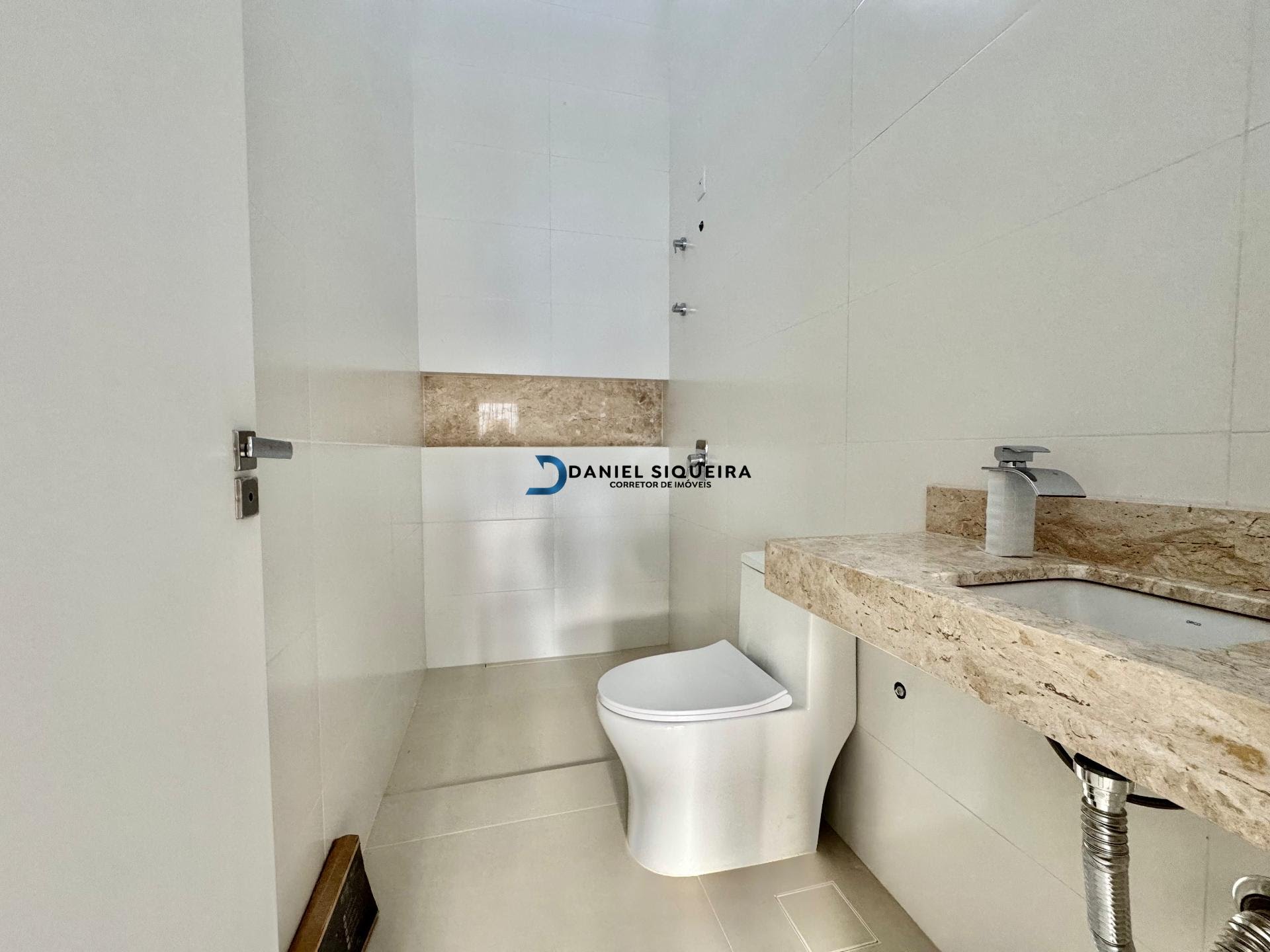 Casa à venda com 3 quartos, 3 suítes, 2 vagas e 189m² no Bairro Deltaville, Biguaçu (SC) — foto 24 de 28