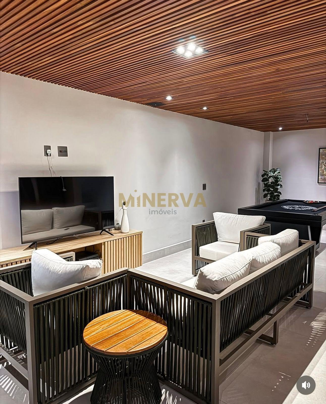 Casa à venda com 4 quartos, 4 suítes, 3 vagas e 330m² no Rio Abaixo, Atibaia (SP) — foto 3 de 23