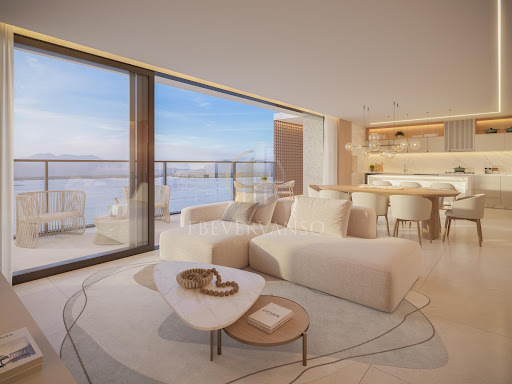 Apartamento à Venda em Piçarras, Guaratuba | 3 Suítes