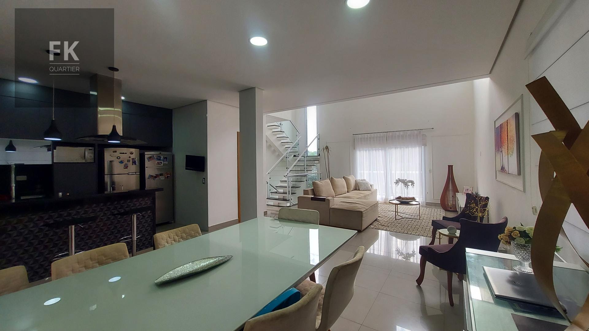 Casa à venda com 3 quartos, 3 suítes, 4 vagas e 268m² no Suru, Santana de Parnaíba (SP) — foto 7 de 29