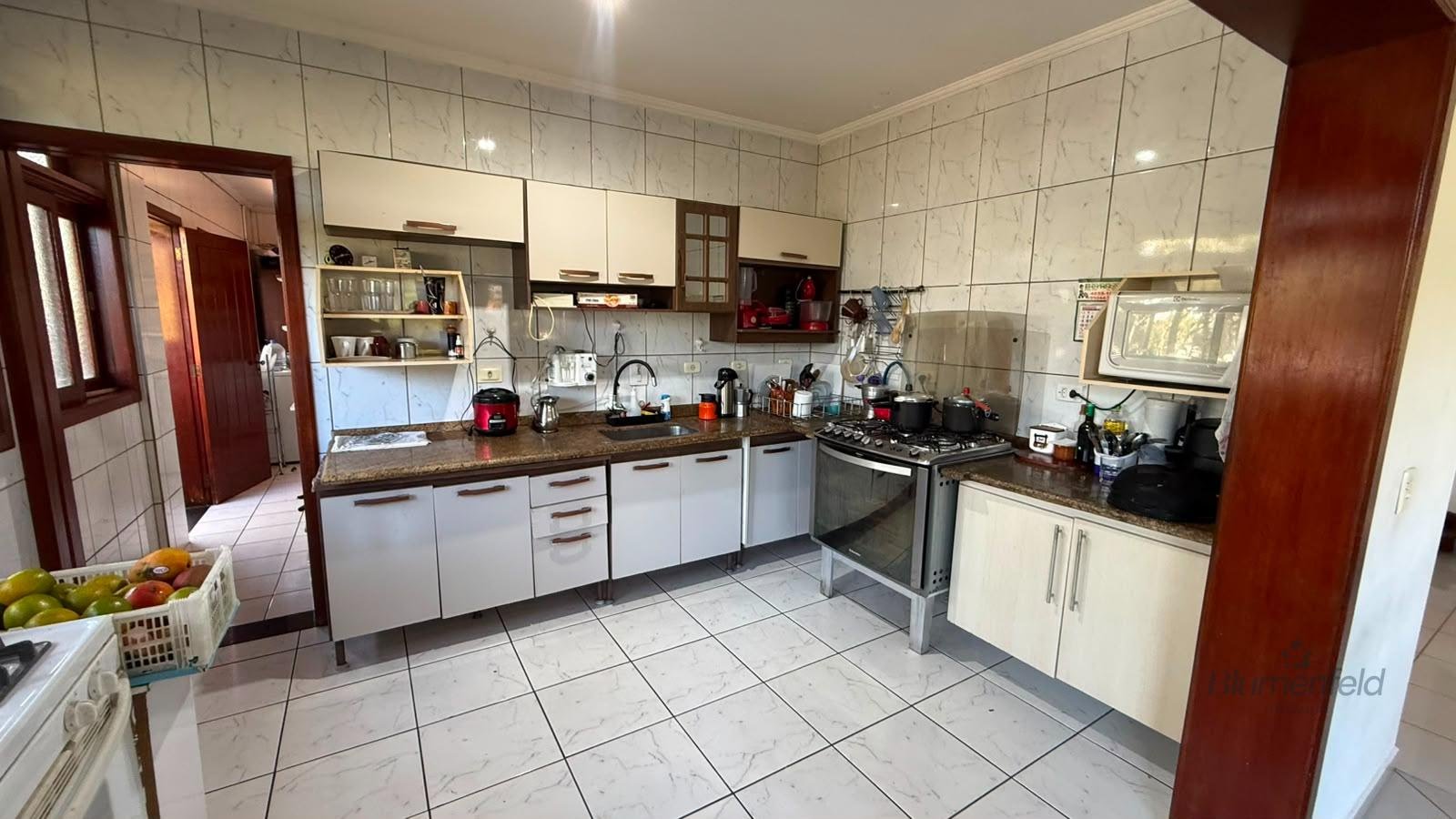 Casa à venda com 3 quartos, 3 suítes, 4 vagas e 330m² no Condomínio Country Club, Arujá (SP) — foto 9 de 30