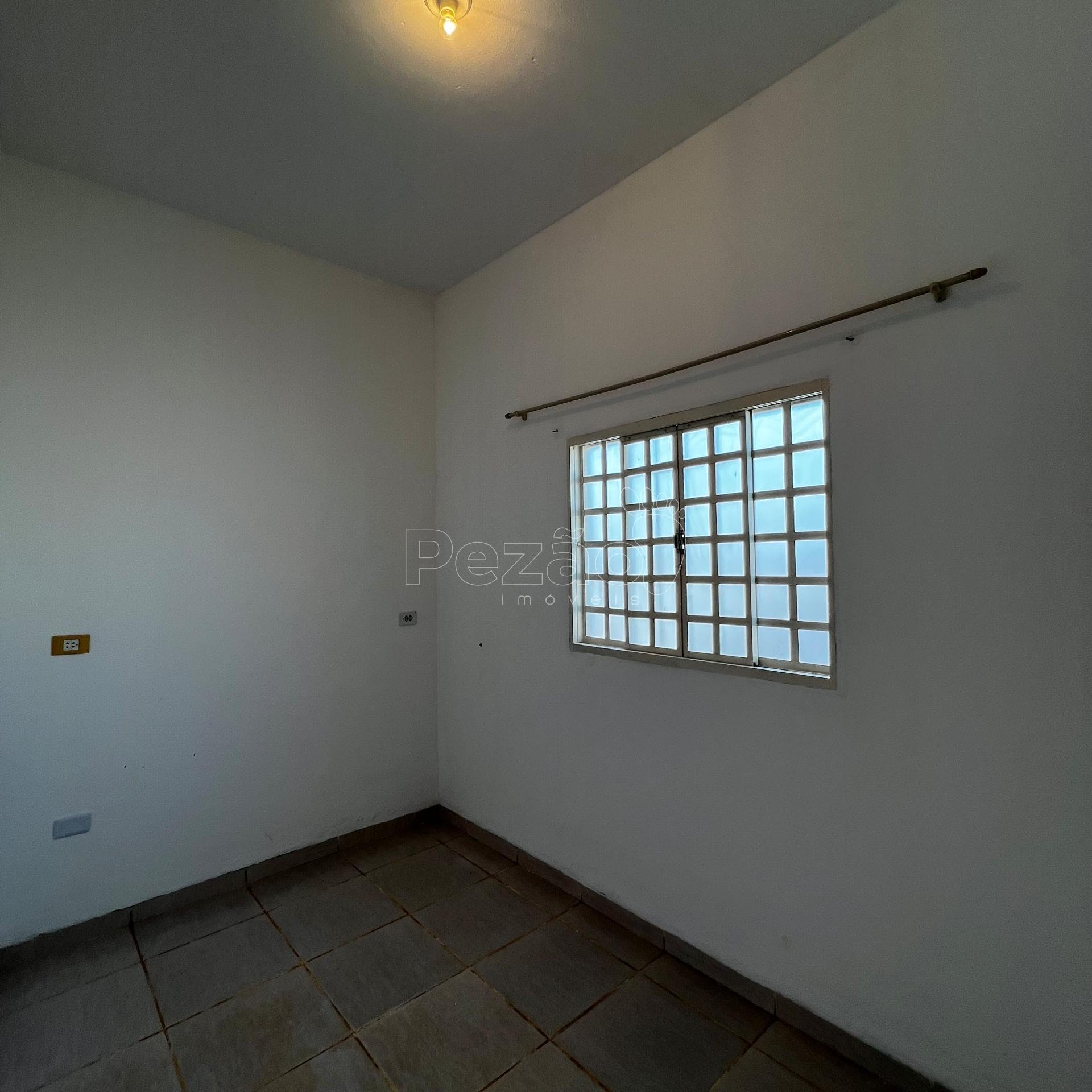 Casa à venda com 3 quartos, 1 suíte, 5 vagas e 375m² no Jardim Conde dos Arcos, Itapuranga (GO) — foto 13 de 21