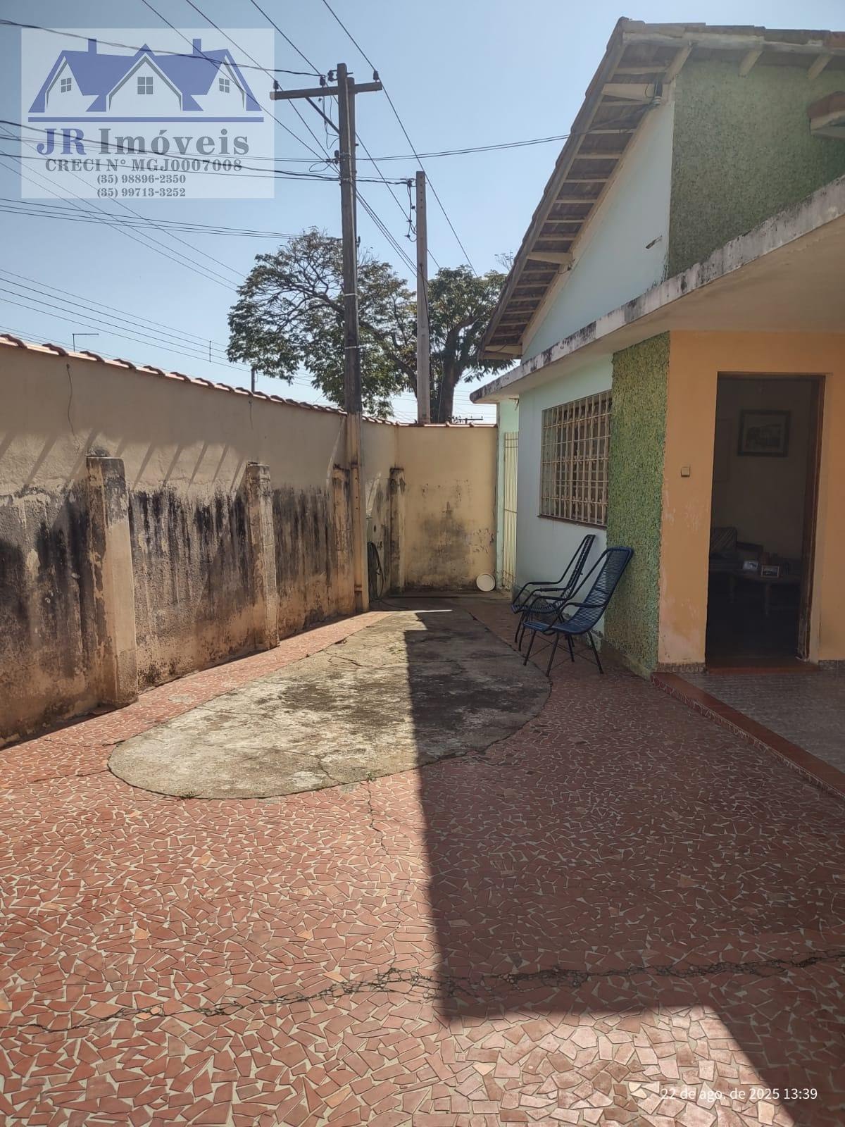 Casa à venda com 3 quartos, 2 banheiros, 3 vagas e 282m² no Jardim Esper, Jacareí (SP) — foto 10 de 12