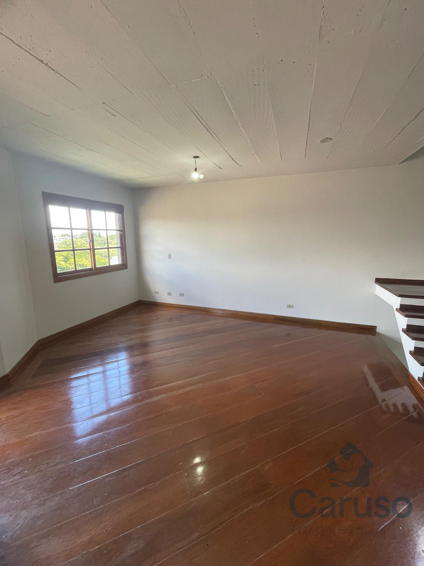 Casa à venda com 3 quartos, 1 suíte, 2 vagas e 267m² no Condomínio Arujazinho IV, Arujá (SP) — foto 8 de 29