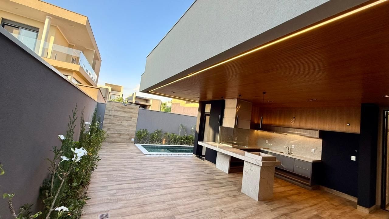 Casa à venda com 4 quartos, 4 suítes, 4 vagas e 263m² no Loteamento Terras de Siena, Ribeirão Preto (SP) — foto 5 de 30