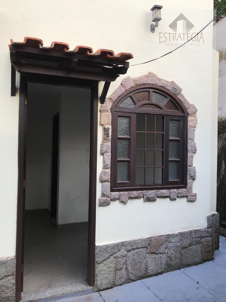 Casa à venda com 4 quartos, 1 suíte, 2 vagas e 230m² no Mosela, Petrópolis (RJ) — foto 12 de 12