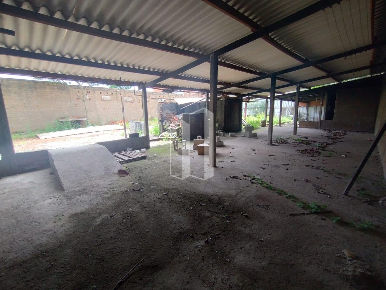 Comercial para alugar com 2 banheiros, 4 vagas e 600m² no Residencial Maurivan Pucci, Inhumas (GO) — foto 5 de 12
