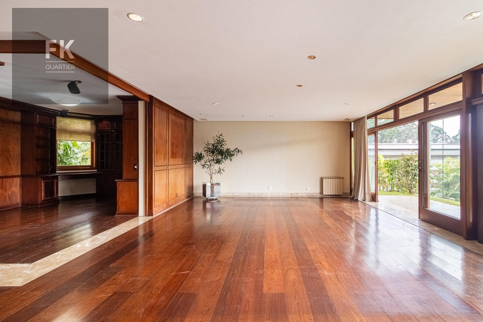 Casa à venda com 4 quartos, 4 suítes e 3800m² no Residencial Tamboré, Barueri (SP) — foto 3 de 30