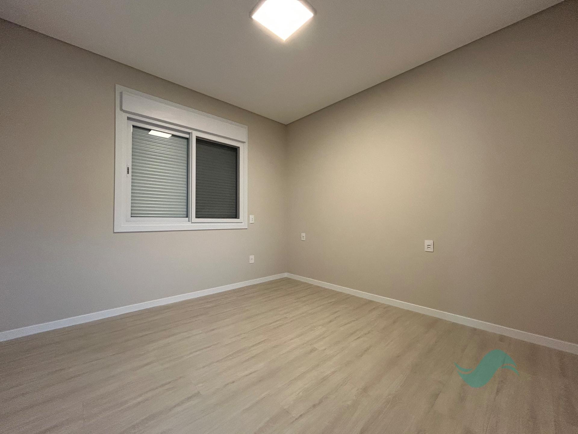 Casa à venda com 3 suítes, 2 vagas e 270m² no Lagoa da Conceição, Florianópolis (SC) — foto 18 de 27