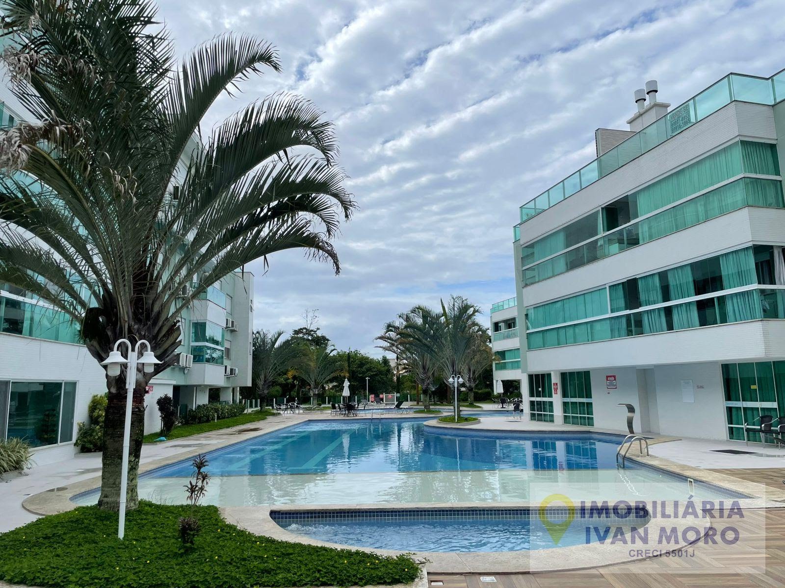 Apartamento à venda com 3 quartos, 2 banheiros e 150m² no Ingleses Norte, Florianópolis — foto principal